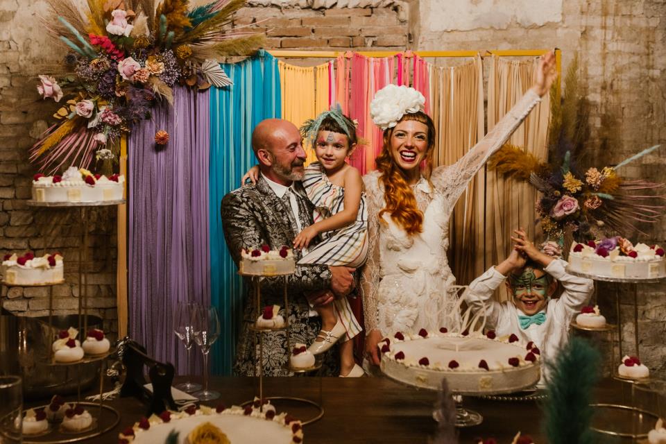 cut cake | Laura Stramacchia | Wedding Photography