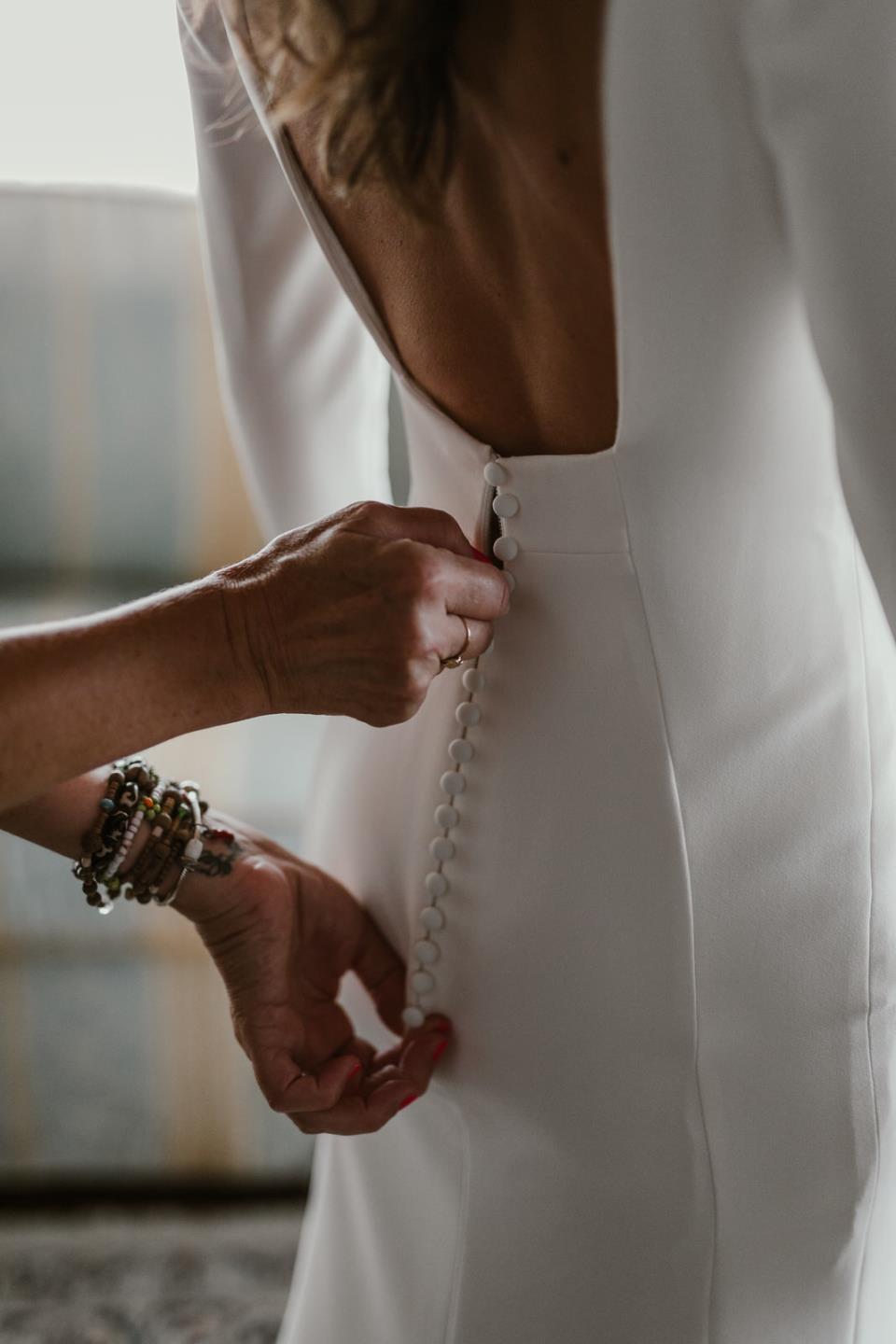 vestizione sposa | Laura Stramacchia | Wedding Photography