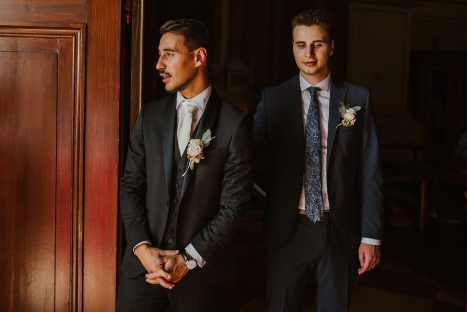 sposo in chiesa | Laura Stramacchia | Wedding Photography