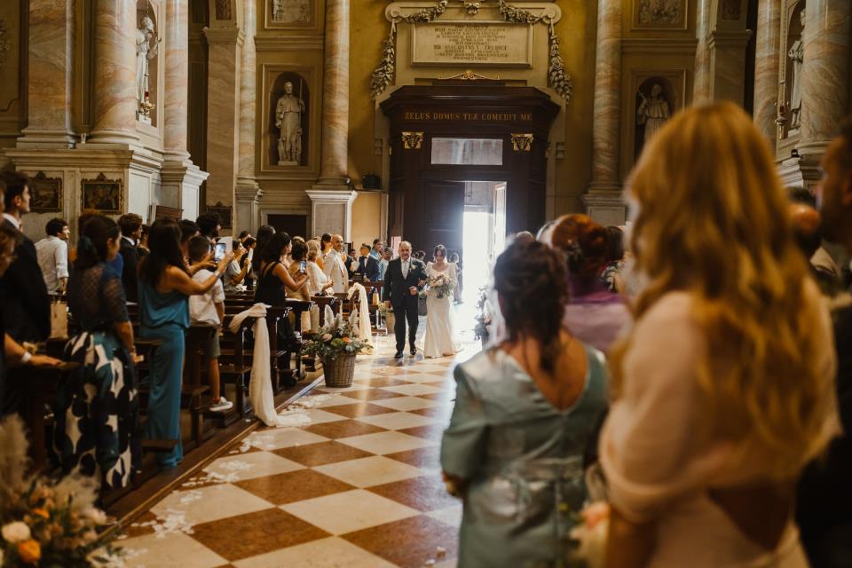 ingresso sposa | Laura Stramacchia | Wedding Photography
